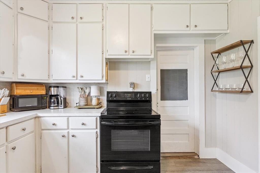 102 Brookshire Property Photo 11