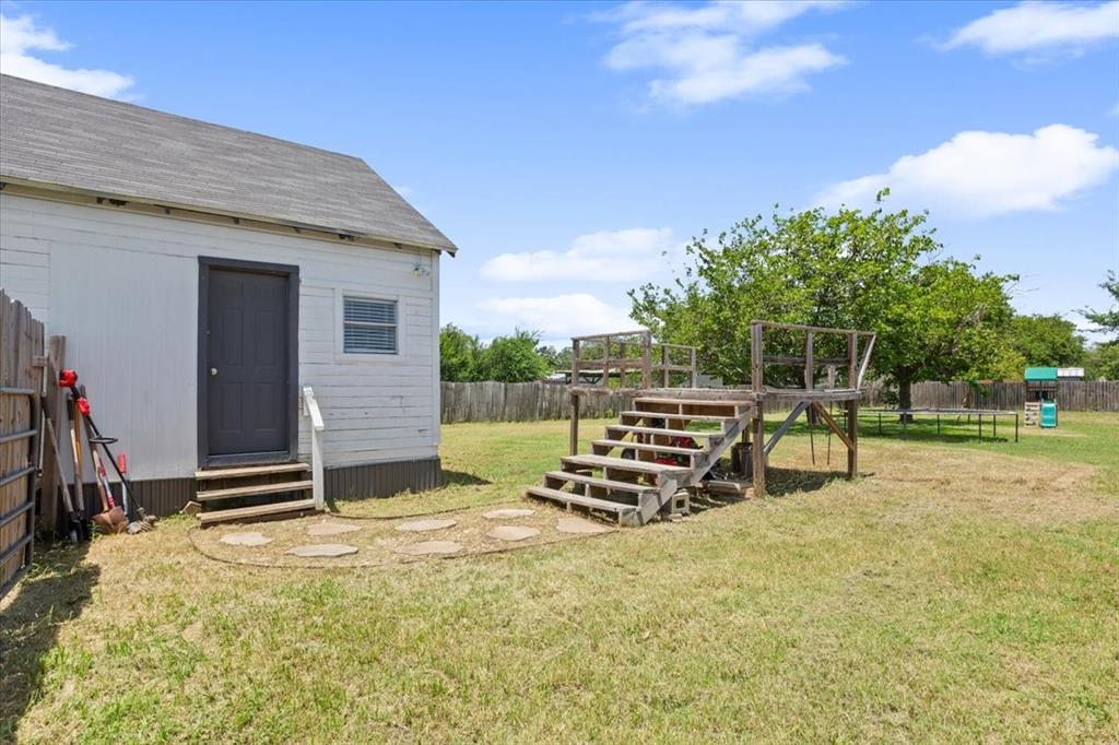 102 Brookshire Property Photo 20