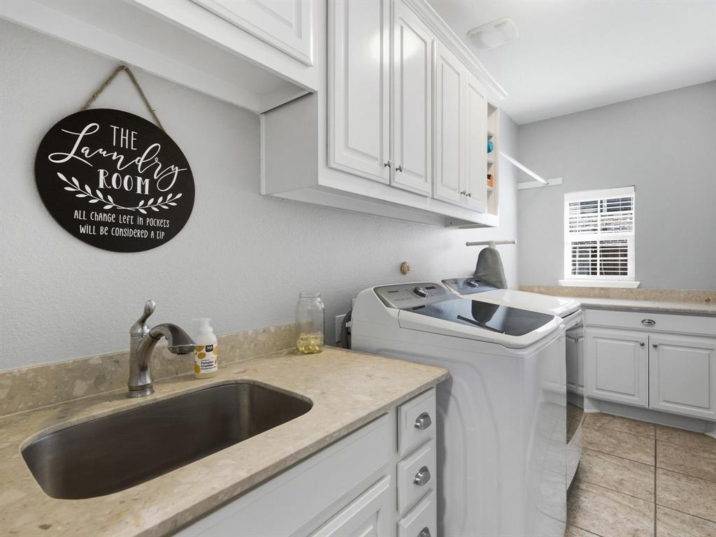 2101 Nocona Drive Property Photo 10