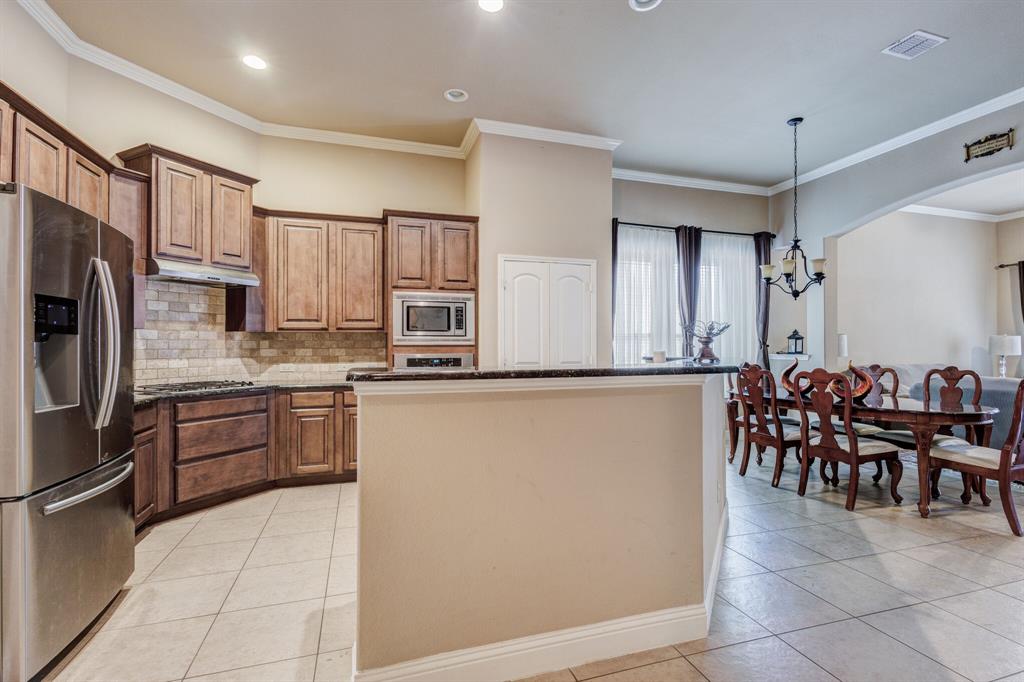 2606 Westpoint Drive Property Photo 6