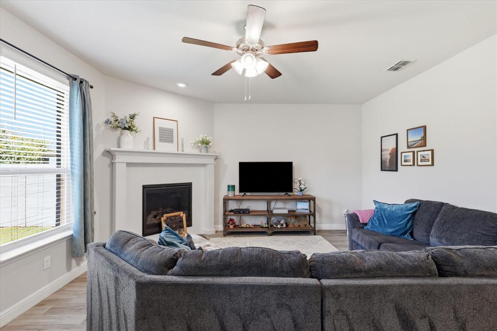 2417 Tattler Trail Property Photo 15