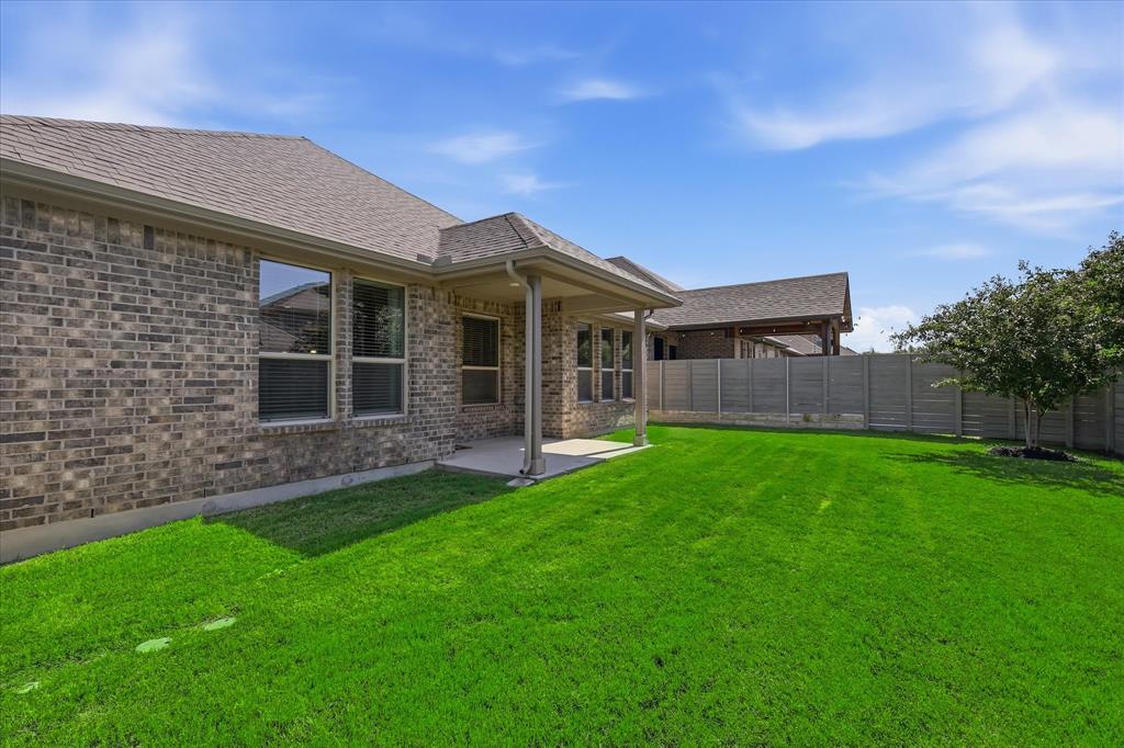 2417 Tattler Trail Property Photo 32