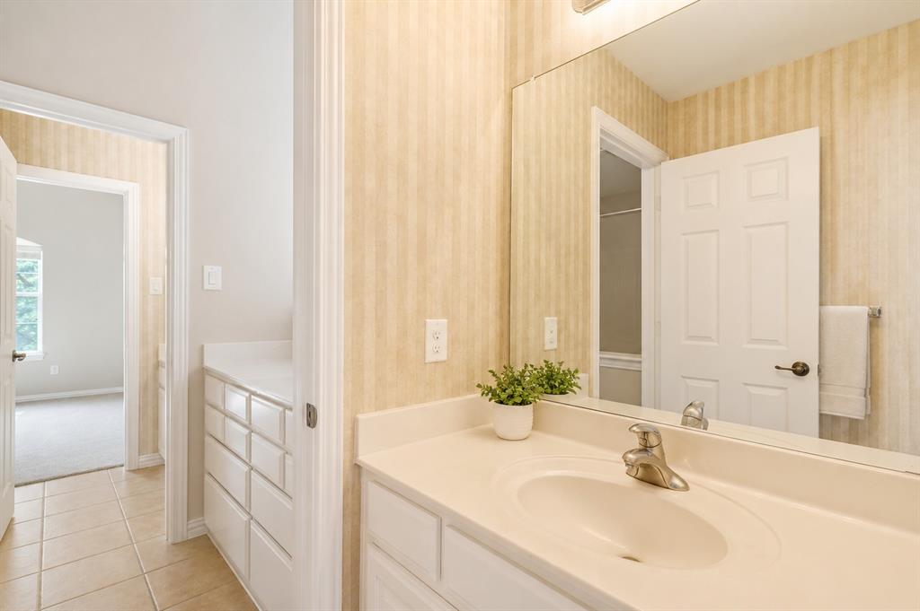 1804 Longwood Court Property Photo 22