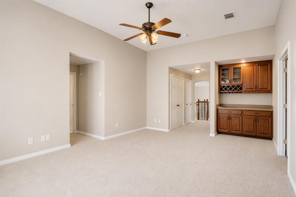 1804 Longwood Court Property Photo 23