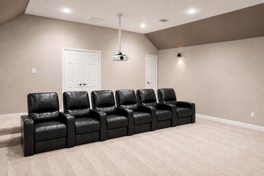 1804 Longwood Court Property Photo 26