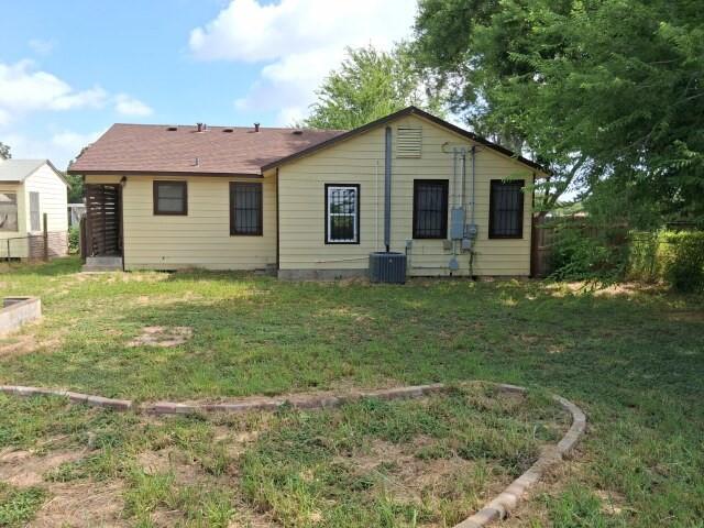 4405 S Cornelia Circle Property Photo 4