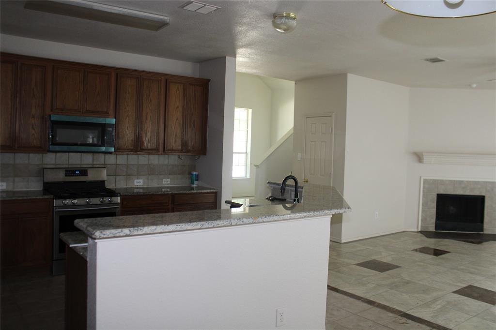 1608 Broadmoor Drive Property Photo 5