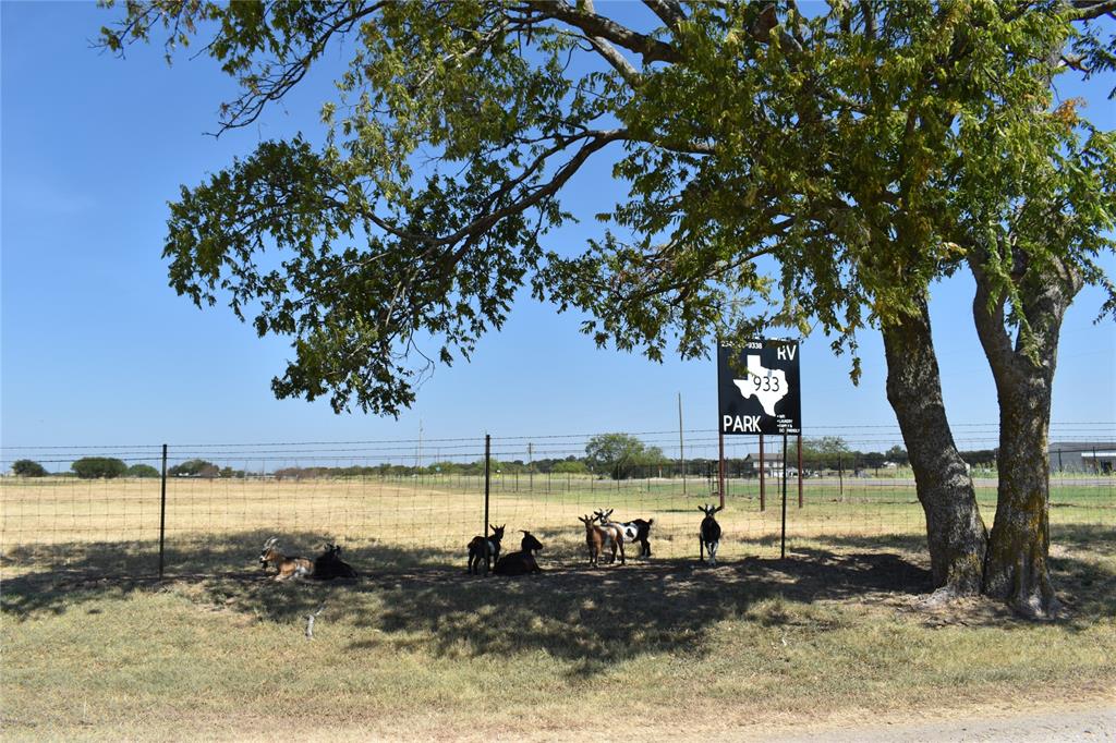 3073 Fm 933 Property Photo 2
