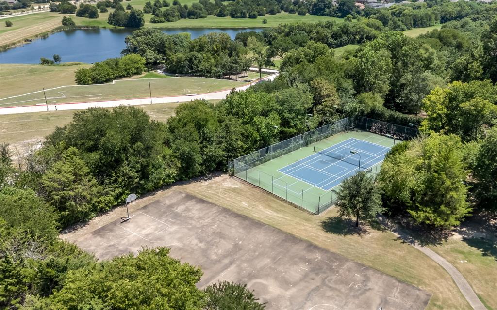 4009 Muscovy Drive Property Photo 35