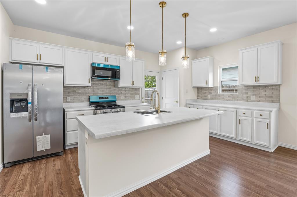 4115 Vineyard Drive Property Photo 6