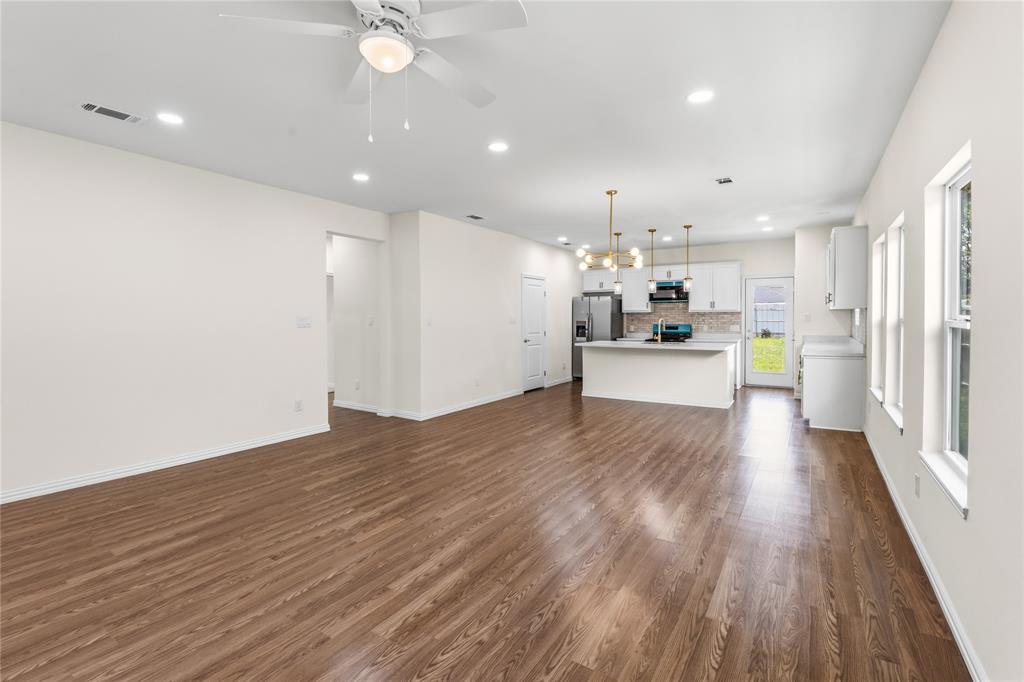 4115 Vineyard Drive Property Photo 9