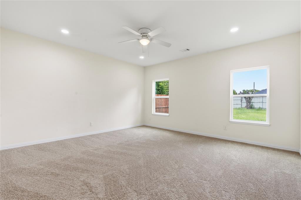 4115 Vineyard Drive Property Photo 13