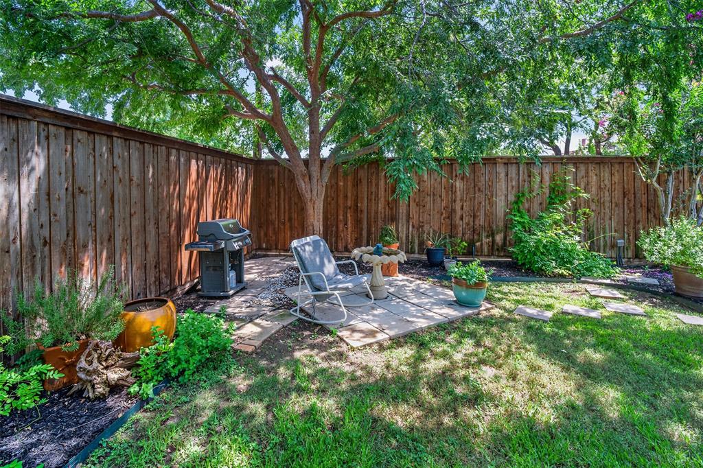 1810 S Crest Property Photo 15