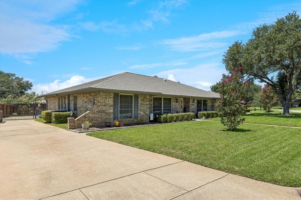 4361 Rota Circle Property Photo 3