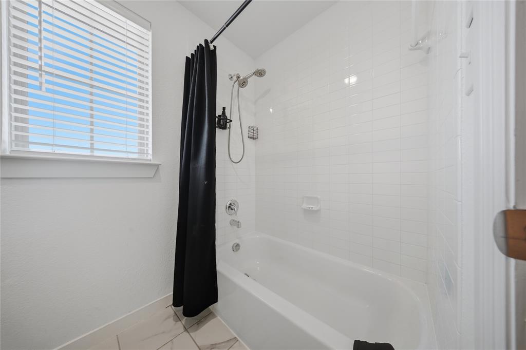 2384 Neff Lane Property Photo 13