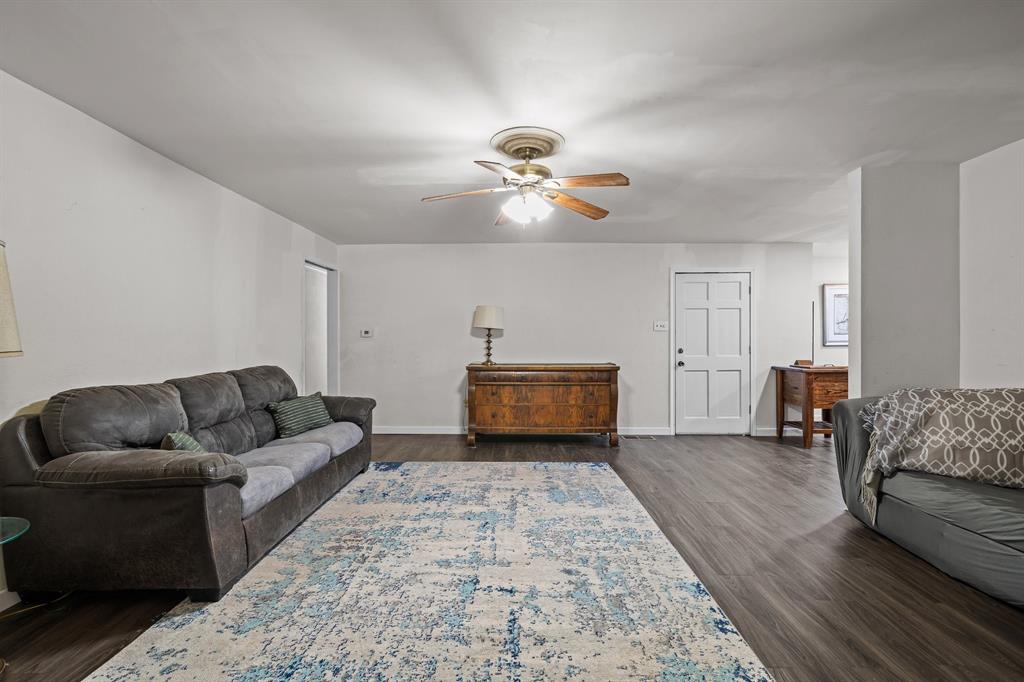 16973 Fm 773 Property Photo 3
