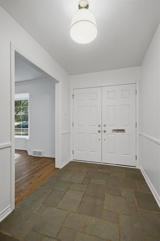 939 Blue Lake Circle Property Photo 20