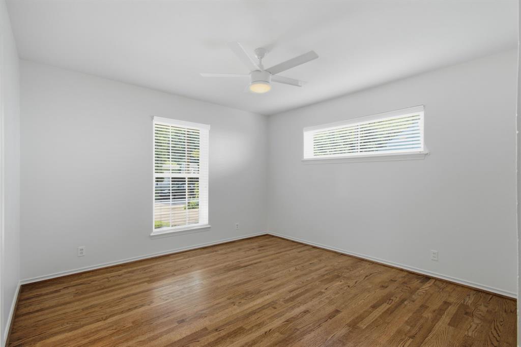 939 Blue Lake Circle Property Photo 21