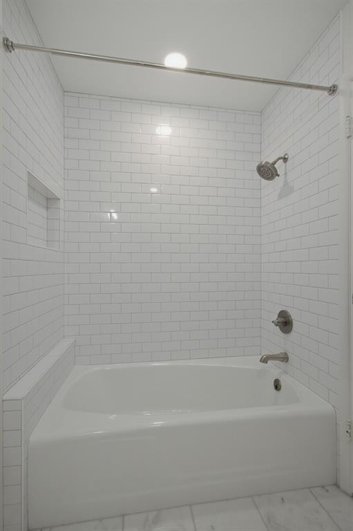 939 Blue Lake Circle Property Photo 24
