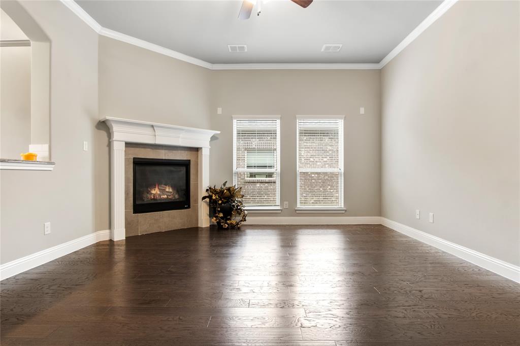 208 Burberry Drive Property Photo 4