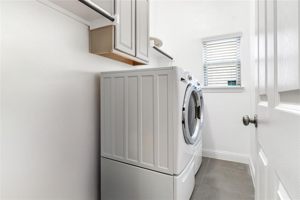 208 Burberry Drive Property Photo 16