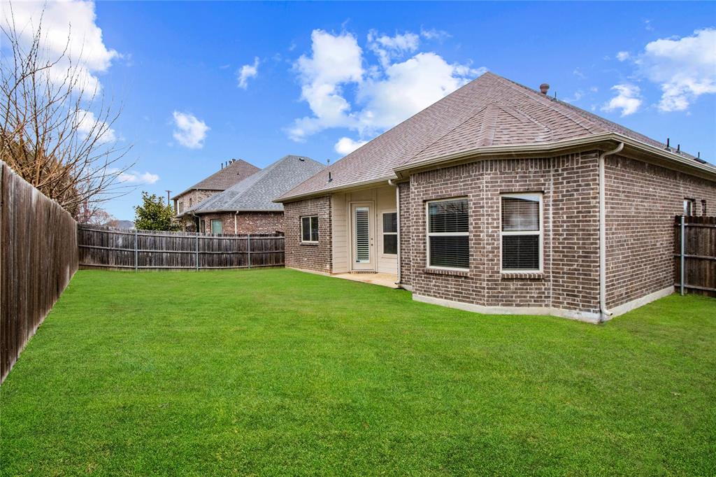 208 Burberry Drive Property Photo 17