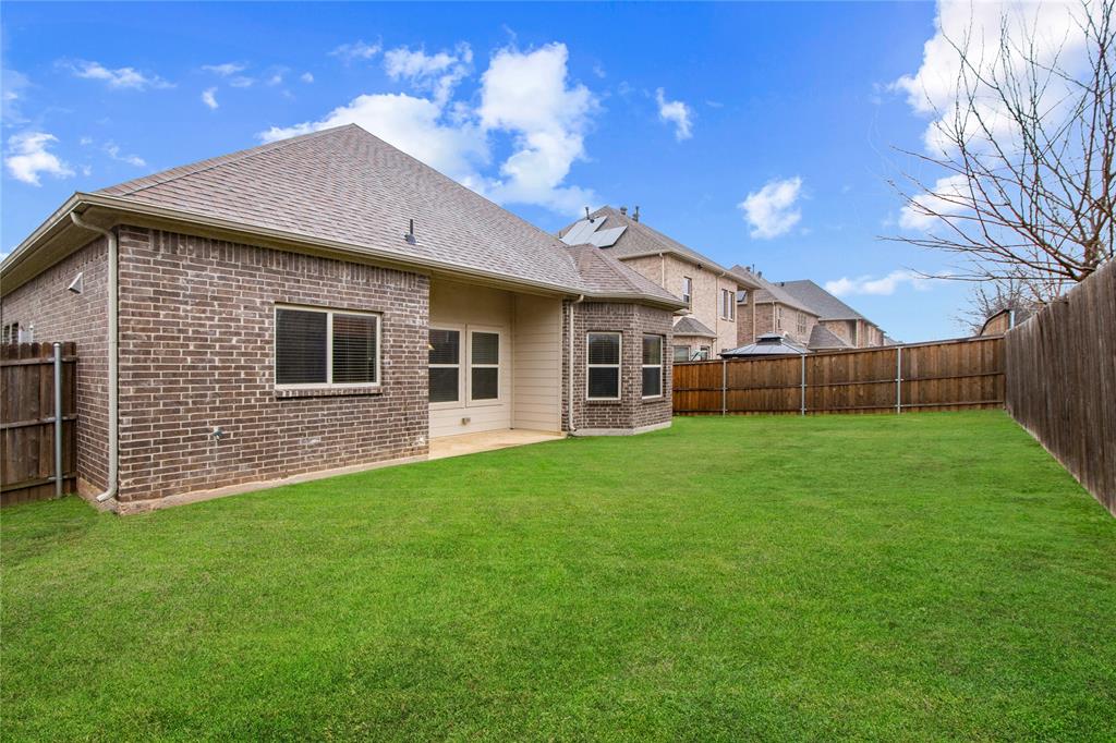 208 Burberry Drive Property Photo 18