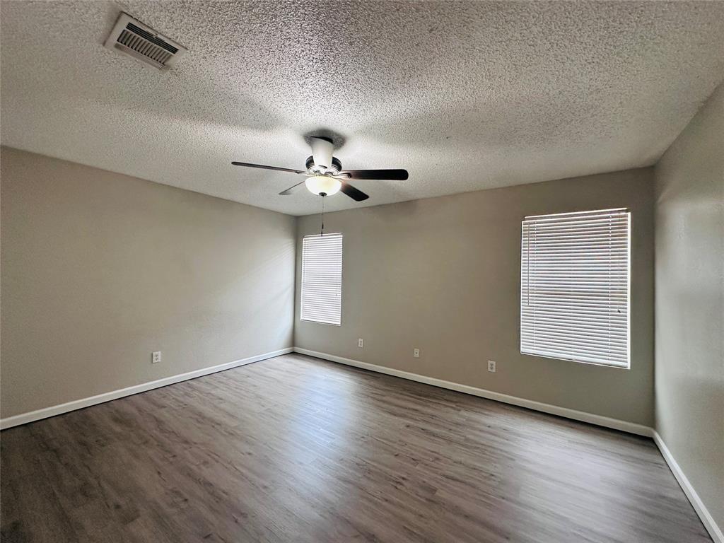 8600 Hawkview Drive Property Photo 6