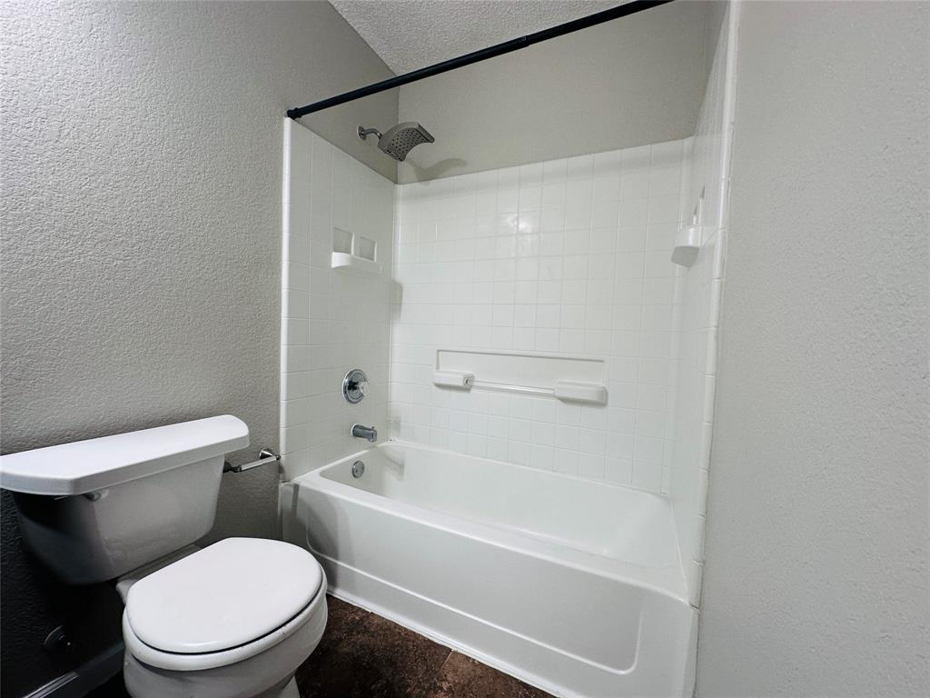 8600 Hawkview Drive Property Photo 9