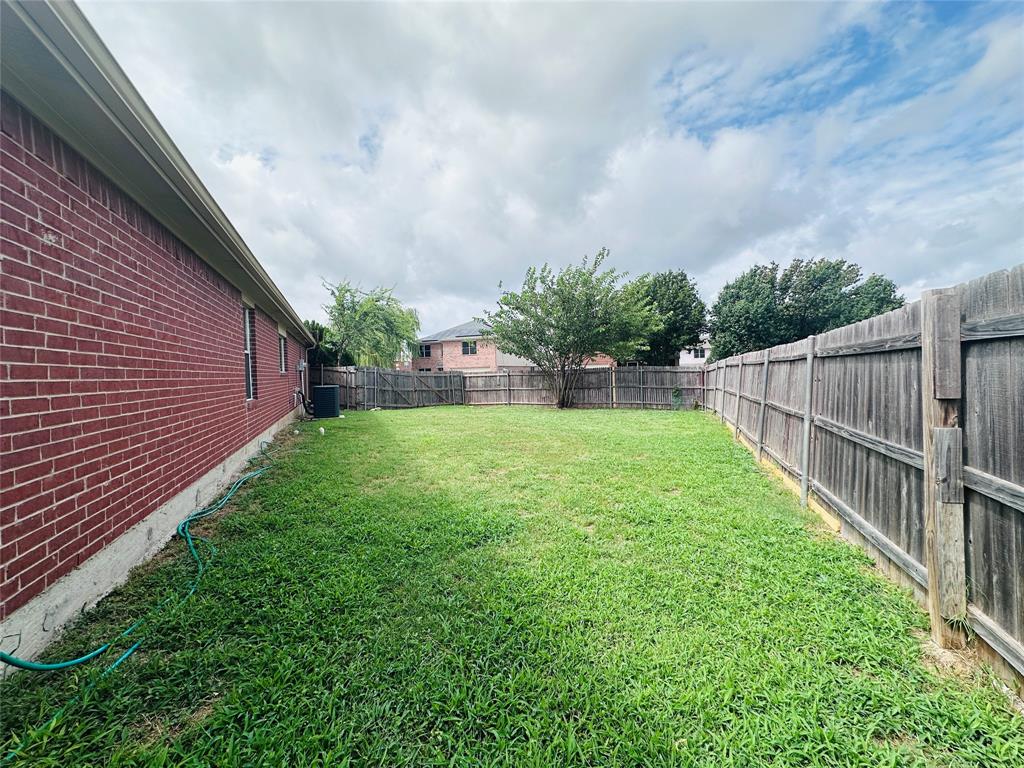 8600 Hawkview Drive Property Photo 11