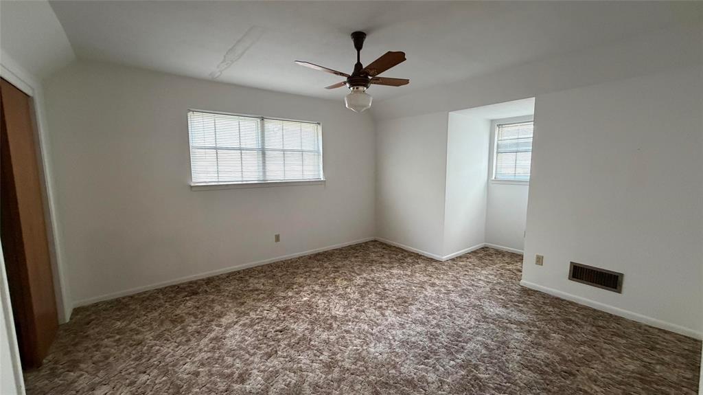 401 Glenhaven Drive Property Photo 13