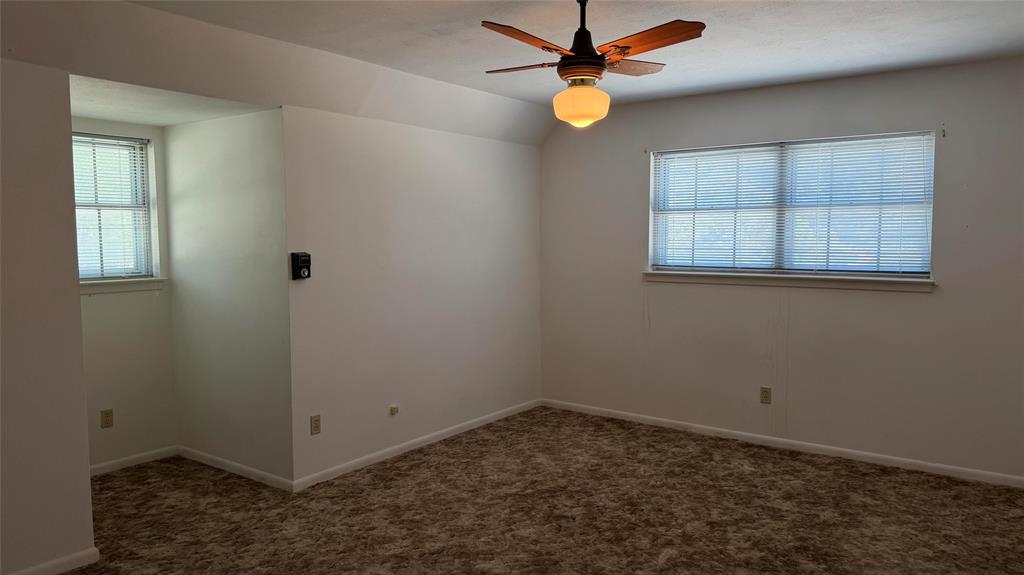 401 Glenhaven Drive Property Photo 22