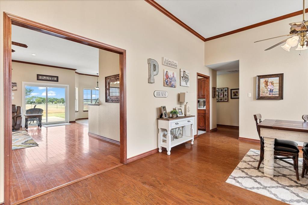 685 W Line Road Property Photo 10
