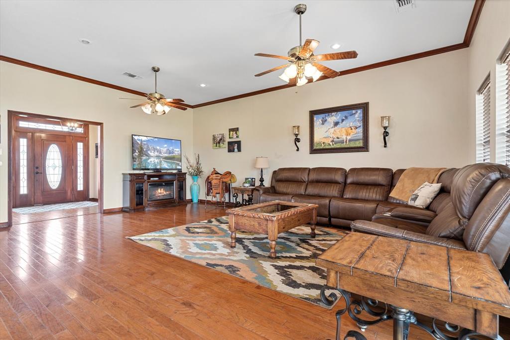 685 W Line Road Property Photo 11