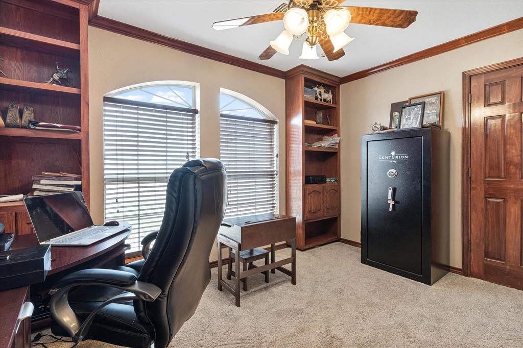 685 W Line Road Property Photo 25