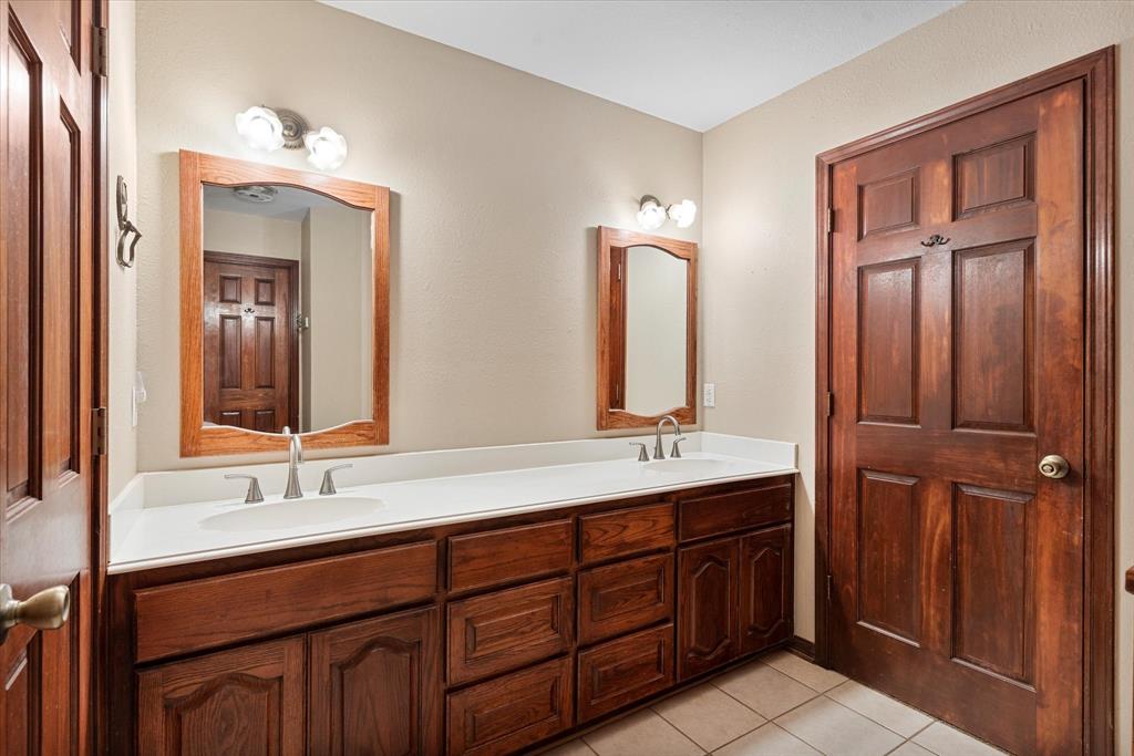 685 W Line Road Property Photo 29