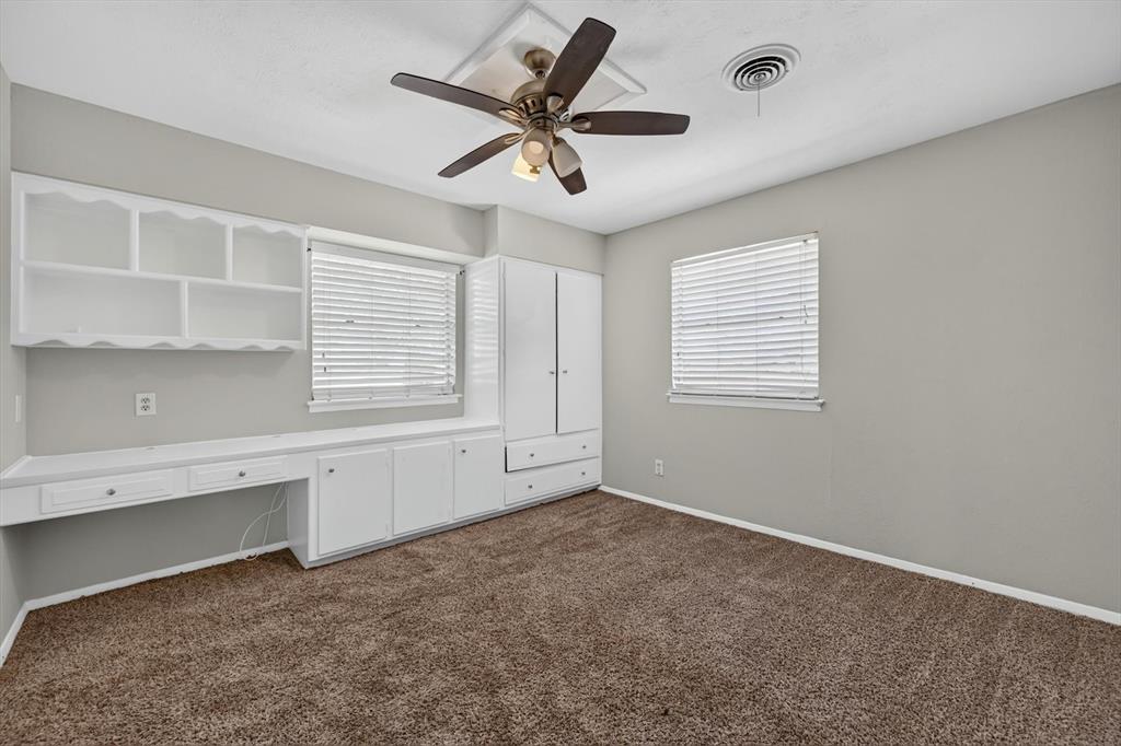 7200 Ellis Road Property Photo 27