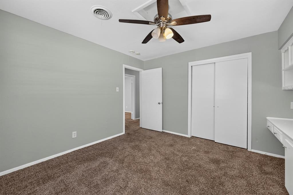 7200 Ellis Road Property Photo 28