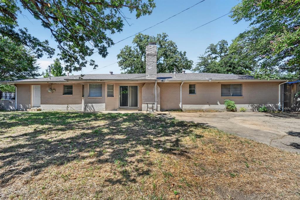 7200 Ellis Road Property Photo 34
