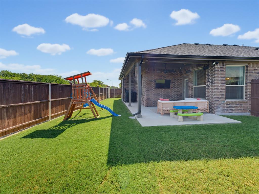4836 Bronzeleaf Lane Property Photo 33