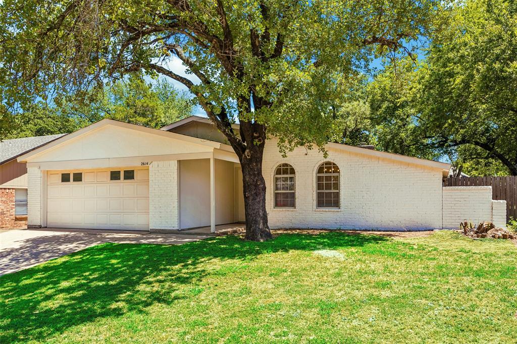 2614 Charolais Way Property Photo 1