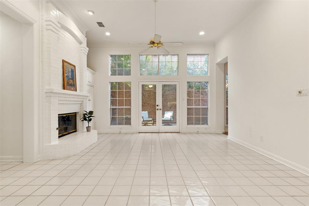 8644 Breakers Point Property Photo 3