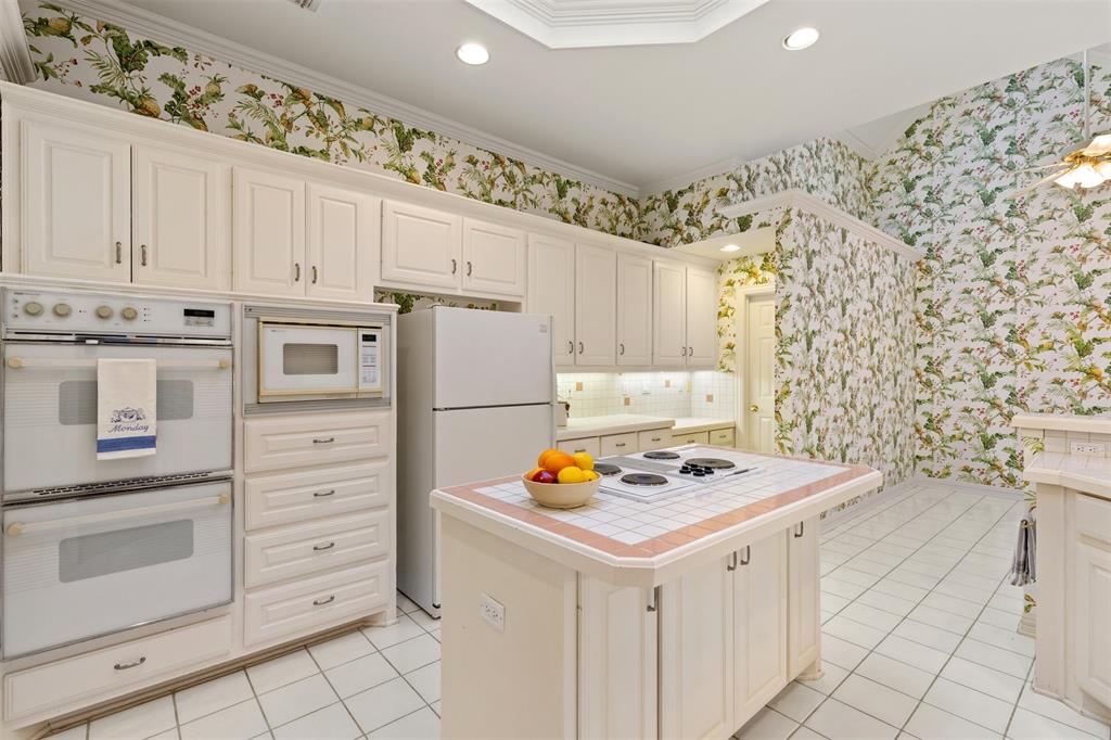 8644 Breakers Point Property Photo 17
