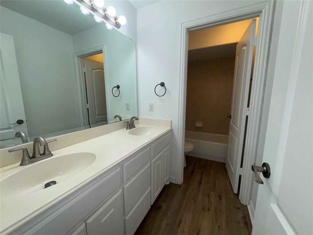 1913 Lawnview Drive Property Photo 14