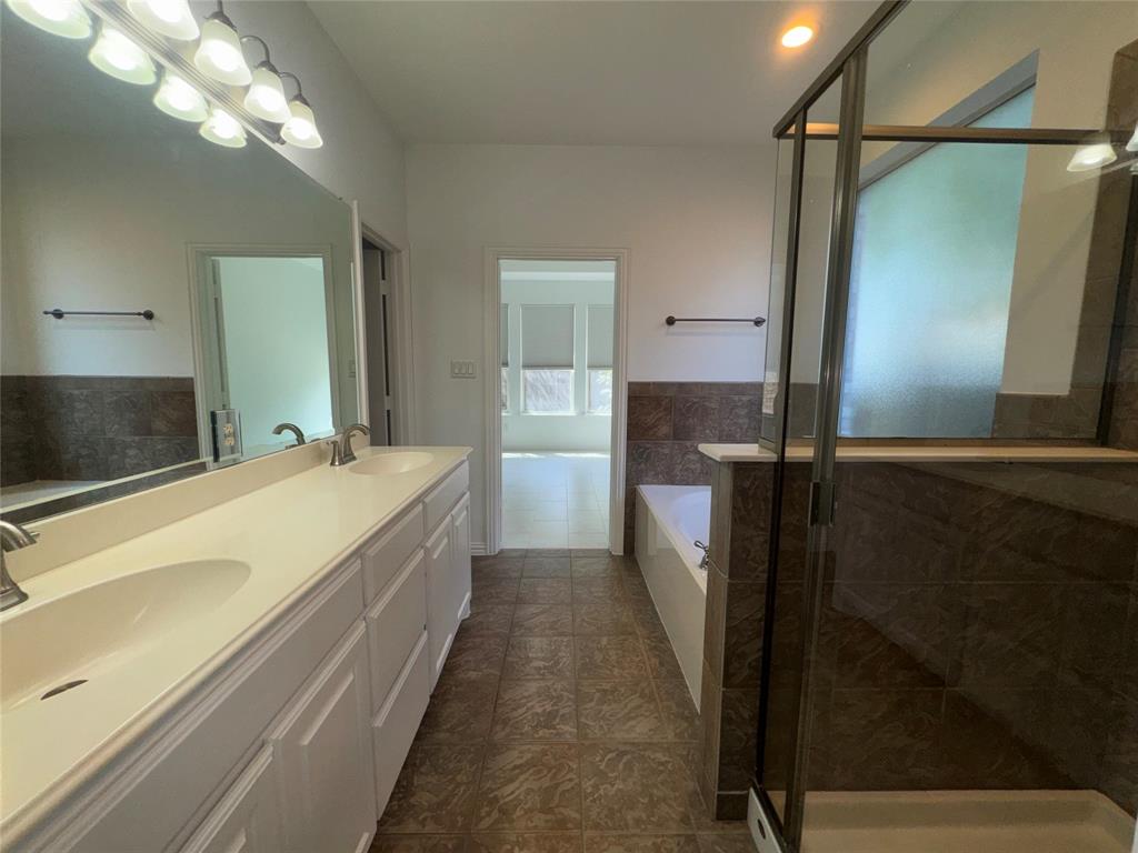 1913 Lawnview Drive Property Photo 21