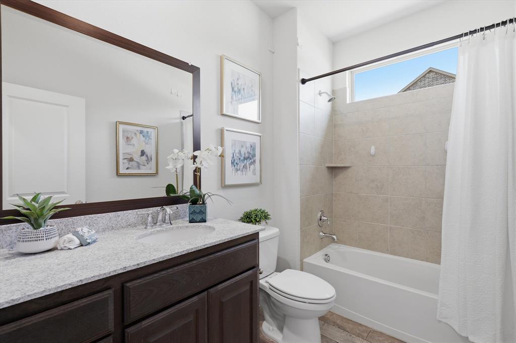 8230 Sitka Street Property Photo 20