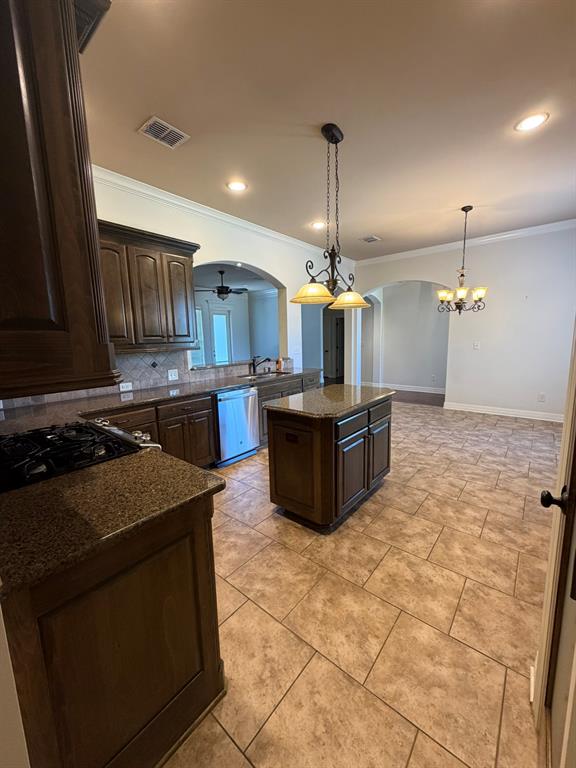 705 Saint Martins Lane Property Photo 6