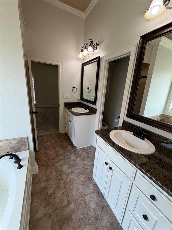 705 Saint Martins Lane Property Photo 21