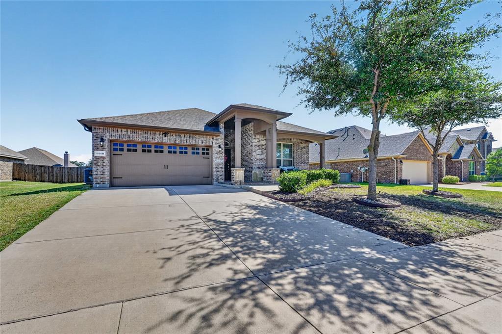 1118 Crest Ridge Drive Property Photo 3