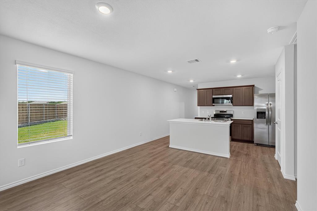 1128 Northfield Drive Property Photo 4